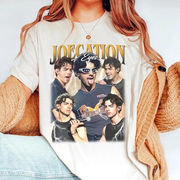 New Jonas Tour 2025 TShirt Living The Dream Vintage Concert Shirt Gift - Picture 3 of 10